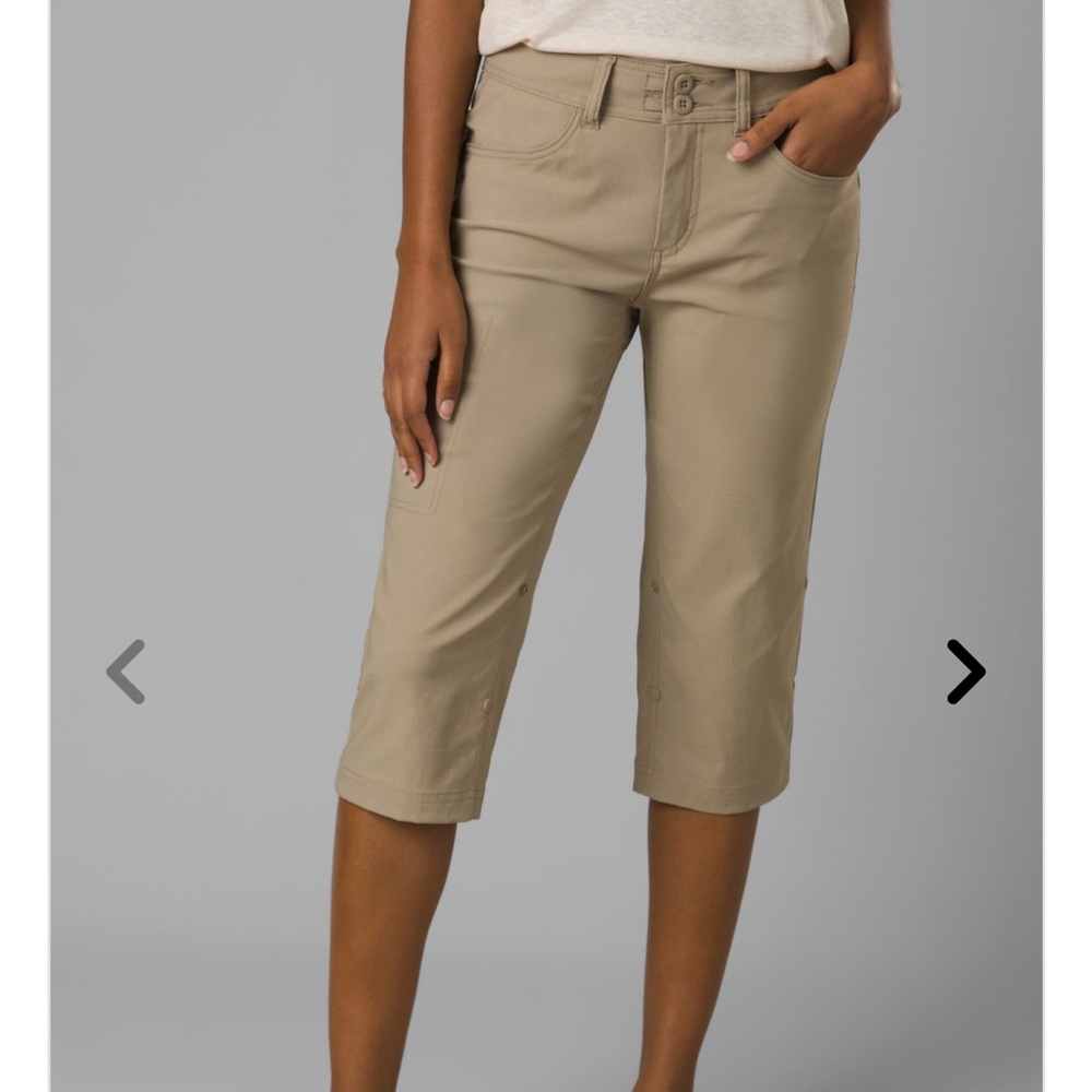 LNWOT Prana Halle II Capris size 8 khaki “Sandbar” color